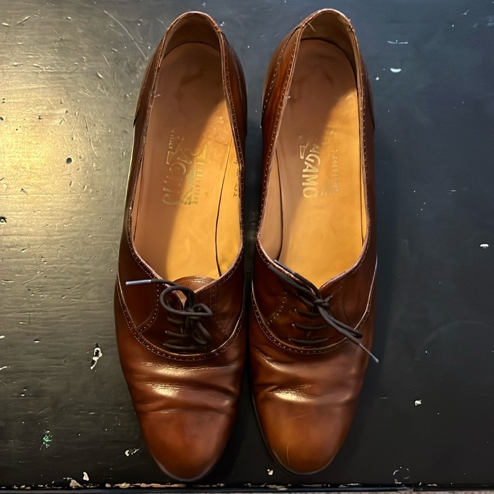Salvatore Ferragamo Size 10 aa